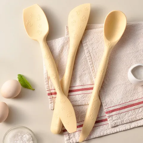 Integrated Double Headed Silicone Spatula Floral Embossed Pattern Cream White Heat Resistant Scraper Jam Butter Spreader Mixer