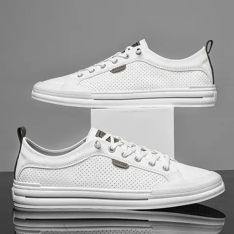 Scarpe da Skate Casual da Uomo Bianche Traspiranti in Pelle in Microfibra Sneakers alla Moda Design Perforato Scarpe da Passeggio Basse