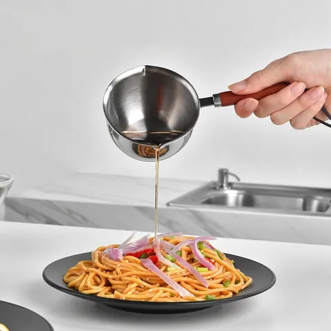 304 Stainless Steel Mini Oil Pouring Pan with Wood Handle Dual Spouts Saucepan Small Milk Pot Cookware Kitchen Heat Tool