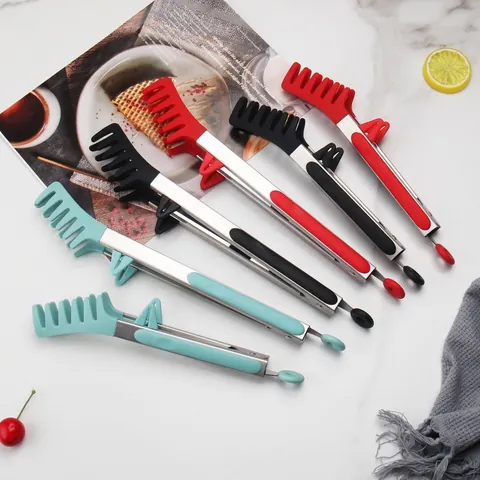 Heat Resistant Silicone Food Tongs With Built-in Stand Stainless Steel Kitchen BBQ Salad Serving Tongs Locking Non-Slip Grip