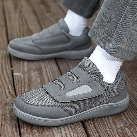 Chaussures de Marche Velcro Unisexe Grande Taille Baskets Décontractées en Maille Respirante pour Personnes Âgées Antidérapantes Homme Femme