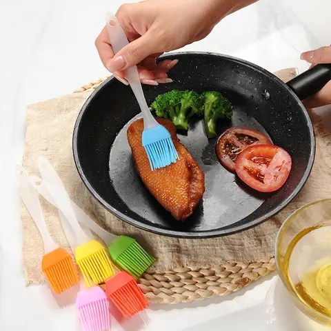 Heat Resistant Silicone Basting Brush For BBQ Baking Cooking Detachable Oil Brush With Translucent PP Handle Kitchen Gadget