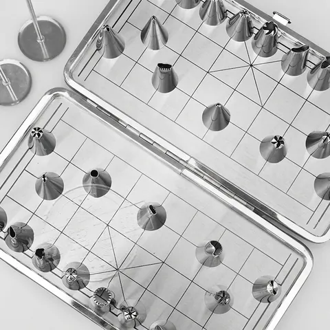 Professional Stainless Steel Icing Piping Nozzle Baking Decorating Tools With Coupler Icing Nail Reusable Pastry Bag Storage Box For Cakes