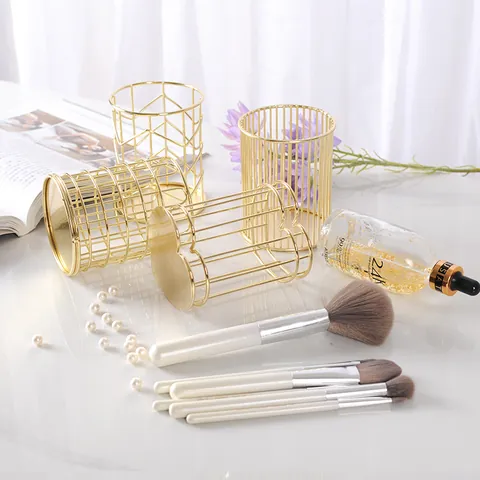 Nordic Stainless Steel Makeup Brush Holder Electroplated Desktop Stationery Organizer Basket Heart Gold Rose Gold Storage Cup