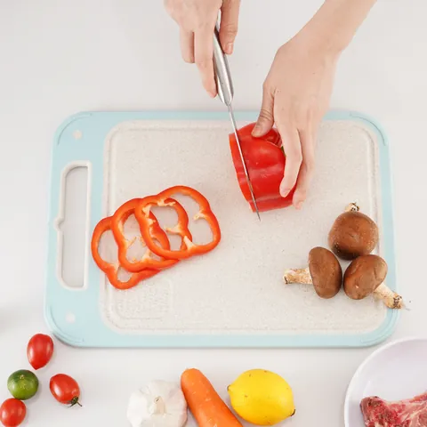 Doppelseitiges 304 Edelstahl Weizenstroh Schneidebrett Mit Knoblauchschleifer Rutschfest Großes Küchenbrett Für Fleisch Obst