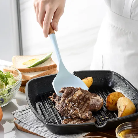 Silicone Kitchen Utensils Set With Wooden Handle Heat Resistant Nonstick Cooking Tools Modern Minimalist Kitchen Gadgets