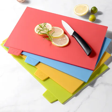 4 Pieces PP Plastic Categorized Cutting Board Set With Storage Base Indexed Non-Slip Chopping Boards For Meat Fish Vegetables