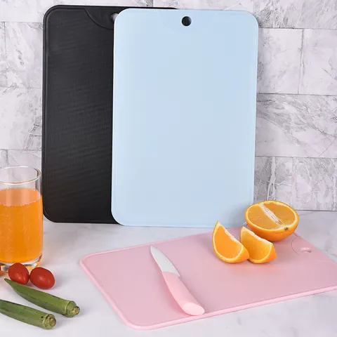 Non-Slip Multi-functional Kitchen Cutting Board Portable Food Grade PP Plastic Fruit Vegetable Chopping Board With Hanging Hole