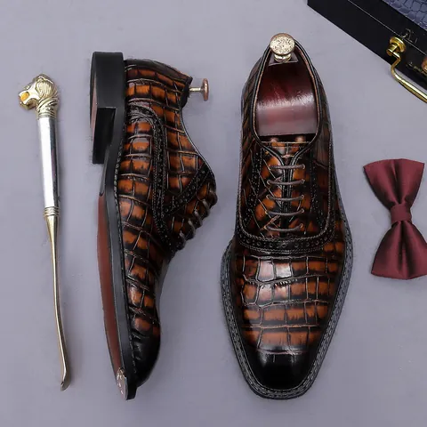 Scarpe Oxford da Uomo in Vera Pelle Stile Britannico Motivo Coccodrillo Brogue Business Casual Punta a Punta Stringate