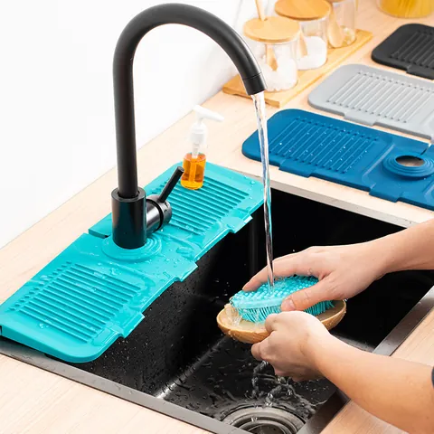 Silicone Faucet Splash Guard Mat Foldable Sink Drainage Pad Faucet Catcher Mat Drying Pad For Kitchen Bathroom Countertop Accessory
