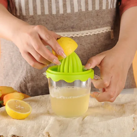 Manual Juicer Squeezer For Lemon Orange Citrus Fruits PS Plastic Hand Press Extractor With Handle And Capacity Cup Kitchen Tool