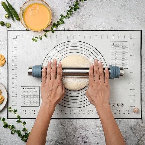 Professional Adjustable Stainless Steel Rolling Pin Silicone Baking Mat And Dough Scraper Kitchen Baking Kit For Pizza Dough
