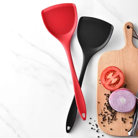 Heat Resistant Silicone Spatula Non-Stick Kitchen Cooking Shovel One-Piece Ergonomic Long Handle Shovel For Frying Chinese Style