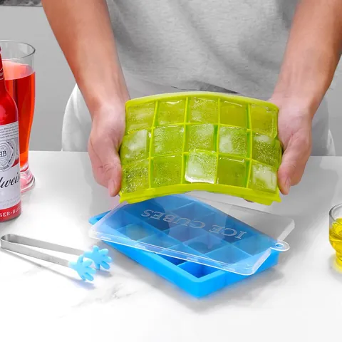 Vaschetta per Ghiaccio in Silicone a 15 Scomparti Con Coperchio Quadrata Stampo Fai Da Te per Cubetti di Ghiaccio in Silicone