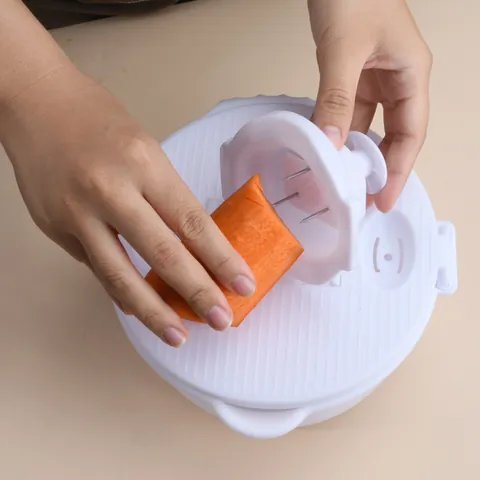 Multifunctional Vegetable Grater Box With Ceramic Slicer Shredder For Kitchen Household Potato Carrot Slicing Tool Set White Modern Style