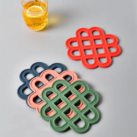 Heat Resistant Silicone Insulation Pad Hollow Geometric Lattice Non-Slip Placemat Cup Pot Mat Table Decoration For Kitchen