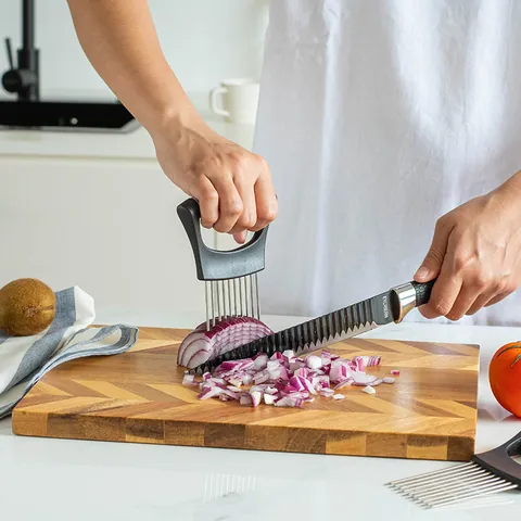 Professional 304 Stainless Steel Onion Slicing Guide Meat Tenderizer Needle Vegetable Slicer Assistant Hand Protector Kitchen Tool