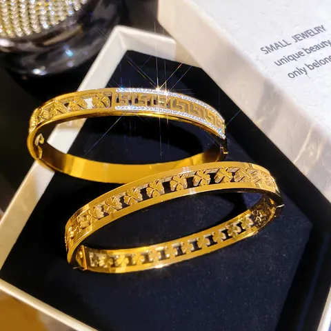 Luxury Women Gold Titanium Steel Pave Rhinestone Clover Meander Bangle Bracelet Hollow Out Greek Key Style Jewelry Gift