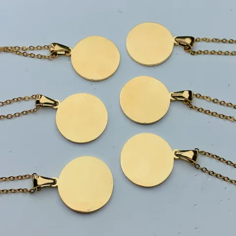 Vintage Stainless Steel Round Initial Necklace For Women 18K Gold Plated Enamel Capital Letter Pendant Jewelry Gift