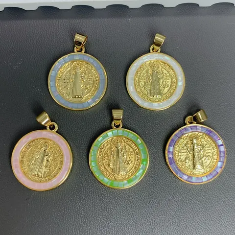 Round St Benedict Exorcism Medal Pendant Only Without Chain Natural Mother Of Pearl Copper Gold Plated Religious Charm For DIY Jewelry Making