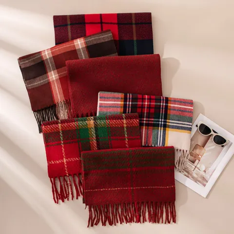 Christmas Plaid Scarf For Women Men Unisex Classic Tassel Large Shawl Polyester Warm Scarf Winter Holiday Gift Wrap