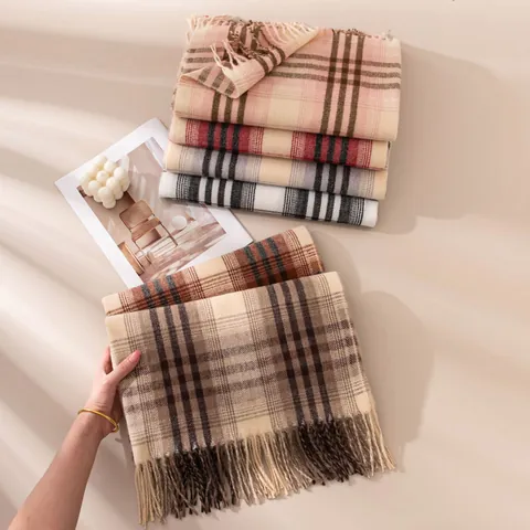 Dames Koreaanse Stijl Geruite Sjaal Dik Warm Polyester Kasjmiergevoel Bedrukt Kwastje Sjaal Voor Herfst Winter Studenten Mode