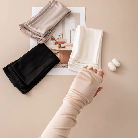 Women Silk Knit Sun Protection Arm Sleeves Long Half Finger Breathable Driving Ice Sleeves UV Protection Outdoor Summer Cooling Gloves