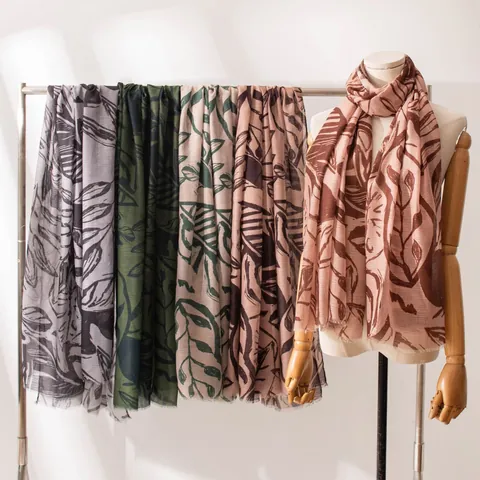 Vintage Floral Print Scarf Luxury Polyester Long Shawl Scarf For Women Lightweight Soft Silk Feel Everyday Neck Scarf Wrap