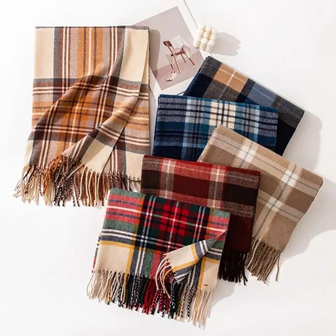 Vintage Plaid Scarf Women Winter Warm Checkered Shawl With Tassels Christmas Red Green Wrap Soft Retro Large Scarf For Cold Weather