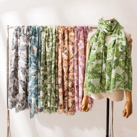 Women Tropical Leaf Print Scarf Large Cotton Blend Sunscreen Shawl Vintage Beach Wrap Floral Long Scarf For Summer Holiday