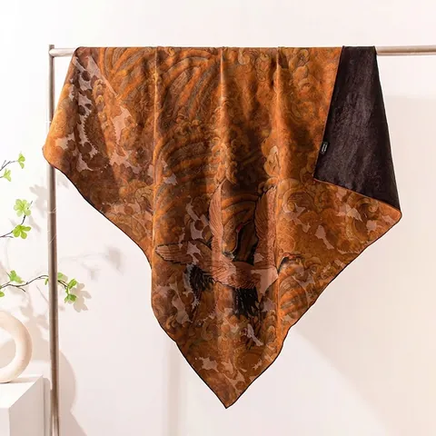 Vintage Chinese Style Xiangyun Silk Scarf For Women Mulberry Silk Square Shawl With Crane And Cloud Print Elegant Cheongsam Accessory