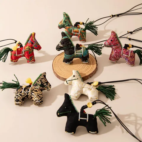 Mulberry Silk Zodiac Horse Pendant Necklace Chinese Style Embroidered Song Brocade Handmade Tassel Artificial Pearl Jewelry