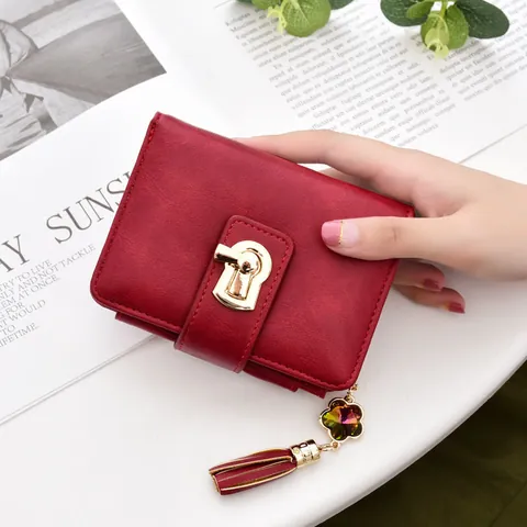 Portefeuille Court en Cuir PU pour Femme Mode Coréenne Pendentif à Gland Porte-monnaie Boucle de Verrouillage Clutch