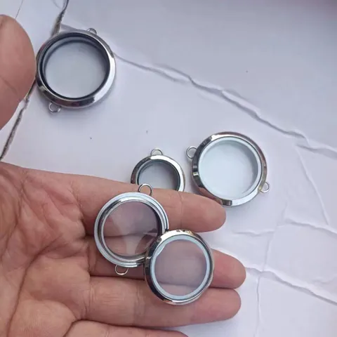 Round Clear Stainless Steel Gawu Box Pendant For DIY Jewelry Making Bracelet Necklace Locket Pendant Only Without Chain