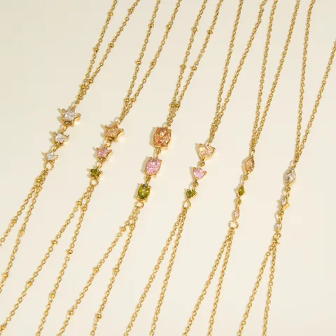 Bracciale a Catena da Mano in Acciaio Inossidabile Placcato Oro 18k per Donna Semplice Strass Stella Cuore Geometrico Anello Mano