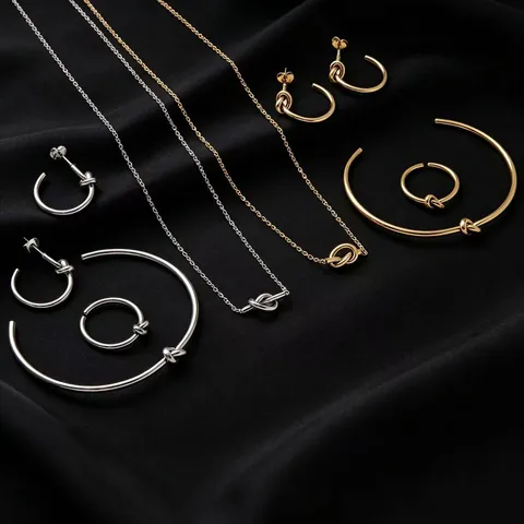 Minimalistisches Edelstahl Herz Knoten Schmuckset Für Damen Gold Silber Knoten Halskette Armreif Ring Creolen Set