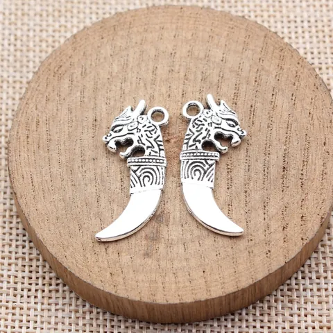 Antique Silver Zinc Alloy Wolf Tooth Pendant With Dragon Head Carving Vintage Ethnic DIY Jewelry Making Accessory Findings