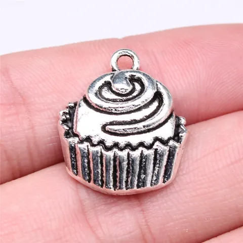 Antique Alloy Cupcake Charms Cake Shape Pendant For DIY Jewelry Making Vintage Style Handmade Bracelet Necklace Pendants Accessory