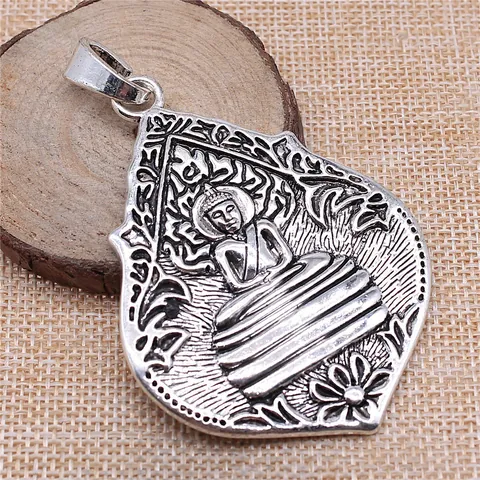 Antique Silver Buddha Bodhi Leaf Pendant Large Alloy Religious Charm For DIY Jewelry Making Retro Buddhist Necklace Pendant Accessories