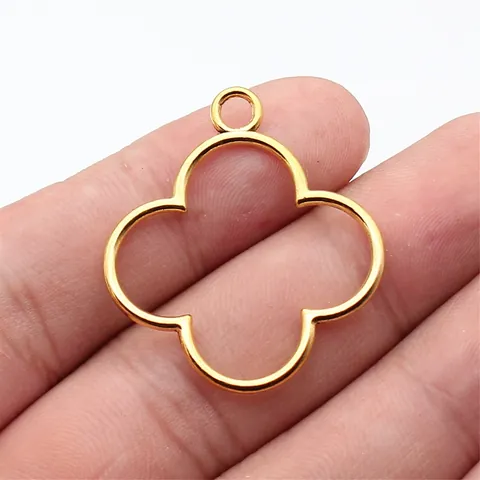 Retro Zinc Alloy Hollow Geometric Flower Clover Frame Pendant For DIY Jewelry Making Accessories Handcrafted Components ABD-C17960
