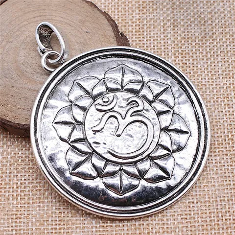 Retro Antiksilber Yoga Om Lotus Blume Runder Anhänger Legierung Medaillon Charm Für DIY Schmuckherstellung Handwerk Damen Herren
