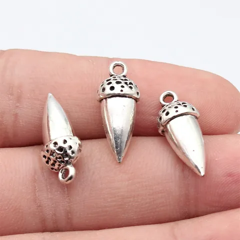 Vintage Antique Silver 3D Acorn Pendants Zinc Alloy Metal Nut Charms For DIY Necklace Bracelet Jewelry Making Accessories