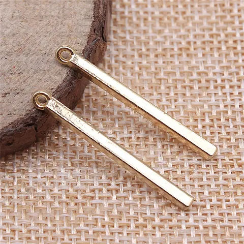 Ciondoli a Barra Lunga in Lega di Zinco Oro KC Pendenti a Striscia Geometrica per Fai da Te Orecchini Collana Accessori