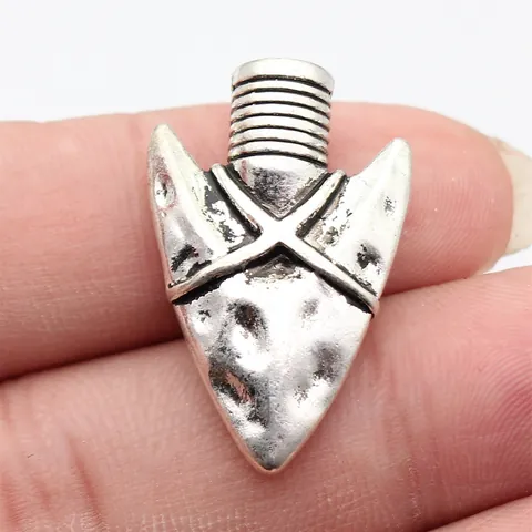 Vintage Zinc Alloy Arrowhead Pendant Charm For DIY Jewelry Making Retro Electroplated Metal Arrow Pendants Accessories Unisex