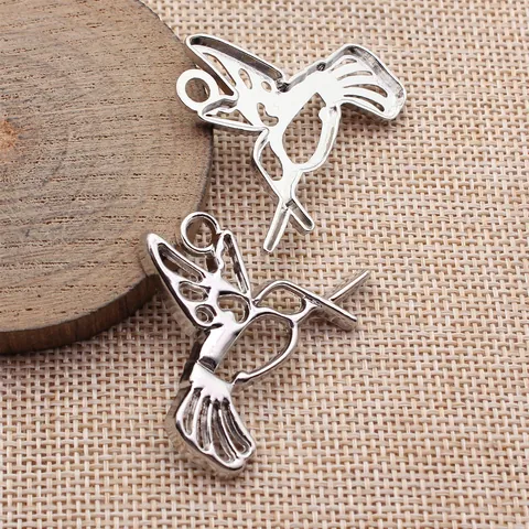 Retro Hollow Hummingbird Pendant Zinc Alloy Bird Charm For DIY Jewelry Making Vintage Silver Tone Necklace Findings