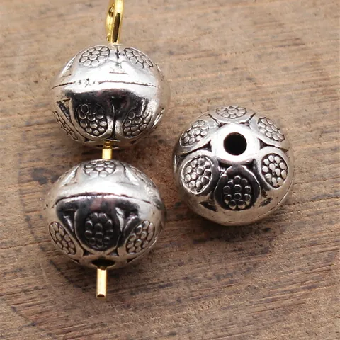Retro Zinc Alloy Flower Pattern Spacer Beads Round Embossed Small Hole Beads For DIY Bracelet Necklace Jewelry Making