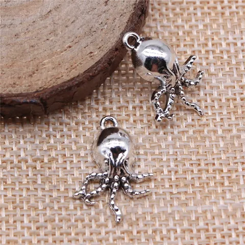 Antique Silver Octopus Pendant Sea Animal Charm For DIY Jewelry Making Findings Alloy Marine Theme Octopus Charms Accessory