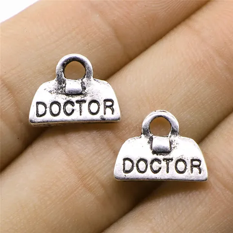 Antique Silver Doctor Bag Pendant Zinc Alloy Vintage Medical Bag Charms For Jewelry Making DIY Necklace Bracelet Accessories