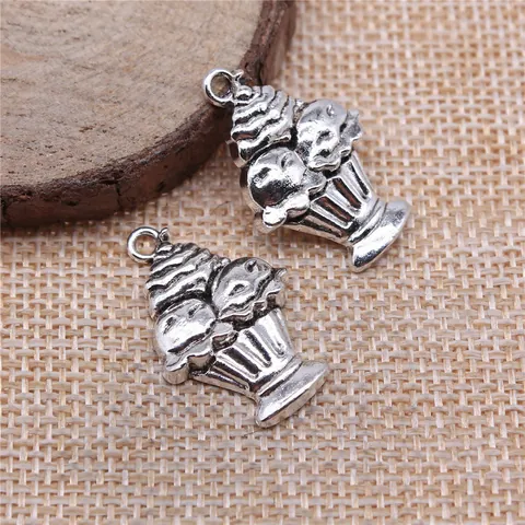 Antique Silver Alloy Cupcake Ice Cream Pendants For DIY Jewelry Making Vintage Style Food Charm Pendants Handcrafted Accessories