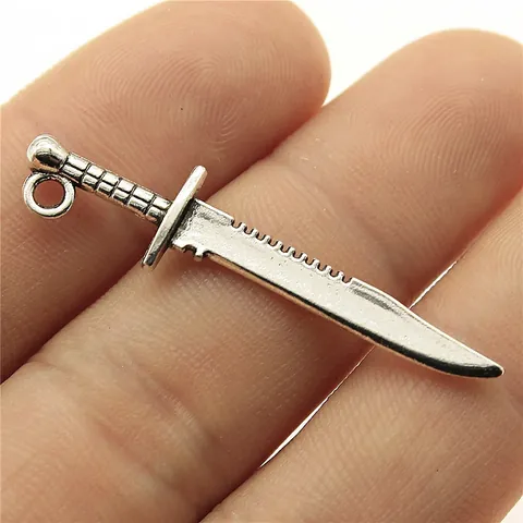 Vintage Alloy Katana Dagger Charms Sword Pendant Antique Electroplated Metal Miniature Weapon For DIY Necklace Jewelry Making Accessories